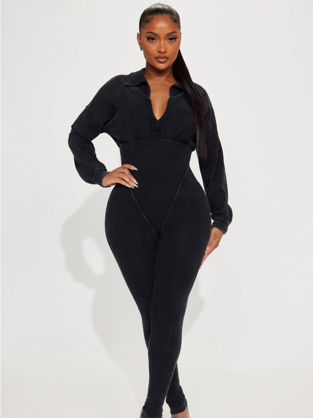 Fashion Nova Black Ribbed Collared Long-Sleeve Jumpsuit. Size Medium